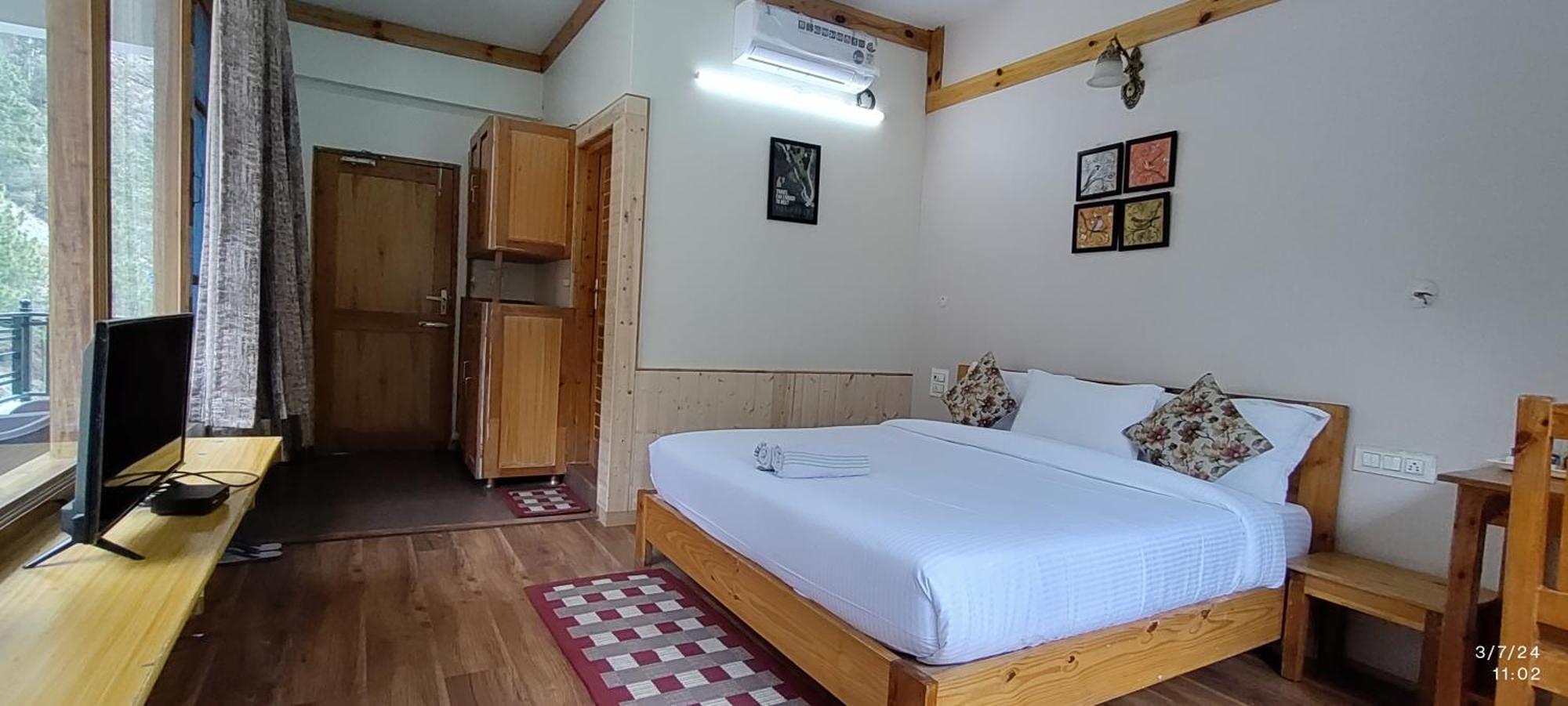Tirthan Grand Riverside Banjar Luaran gambar